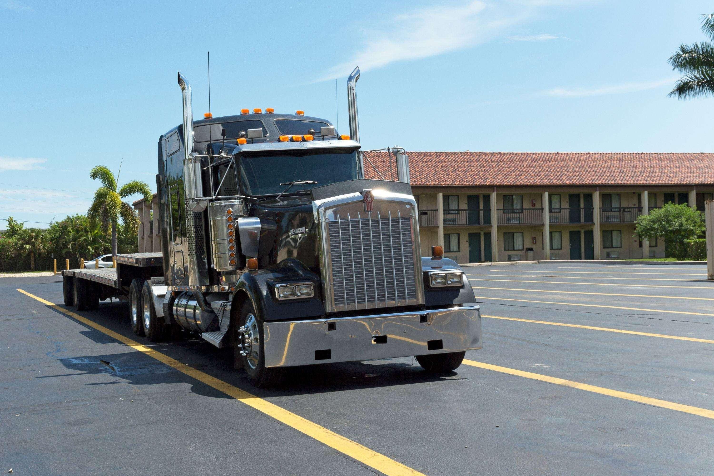 Super 8 By Wyndham Riviera Beach West Palm Beach מראה חיצוני תמונה